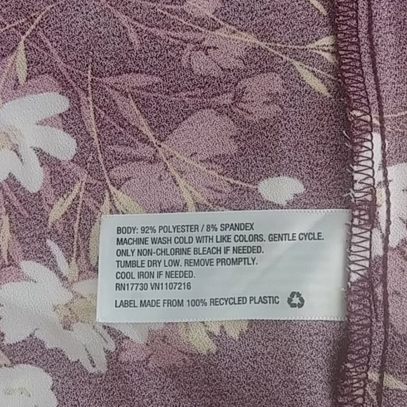 Isabel Maternity Short Sleeve Woven Dress - Picture 5 of 5